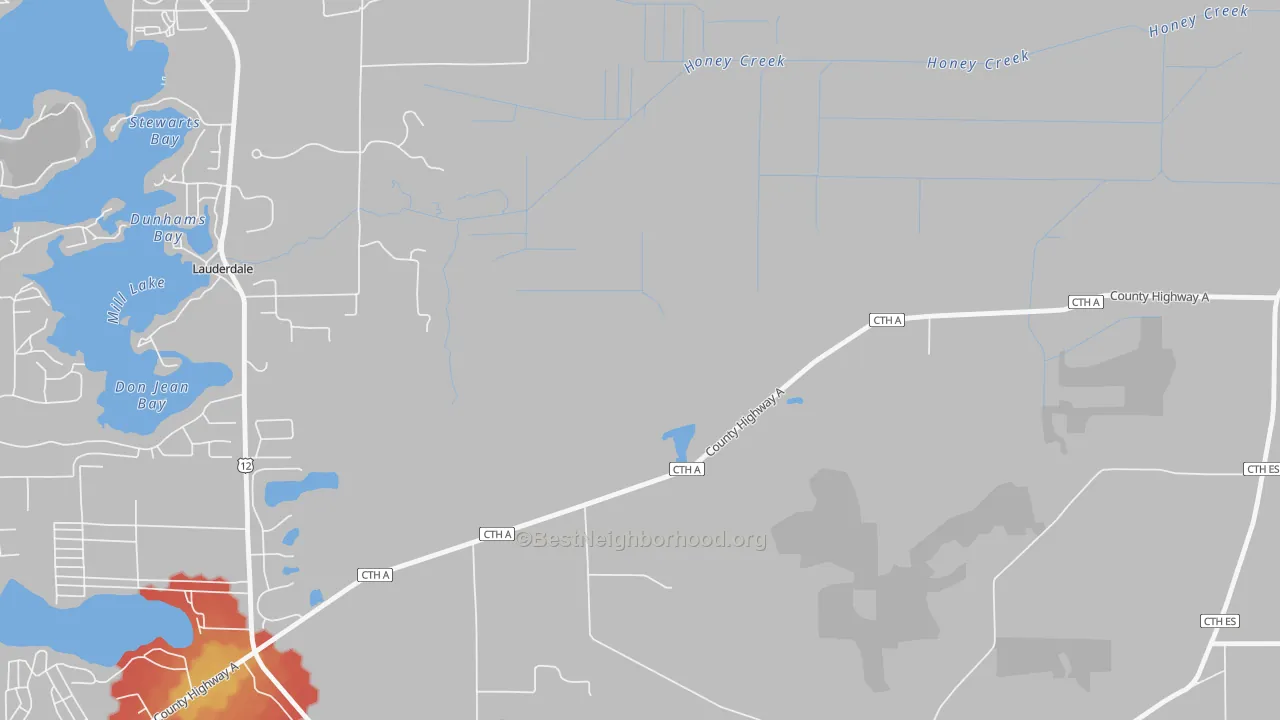 Walk Grade map of Lauderdale, WI, walkable areas in green and car-dependent areas in red