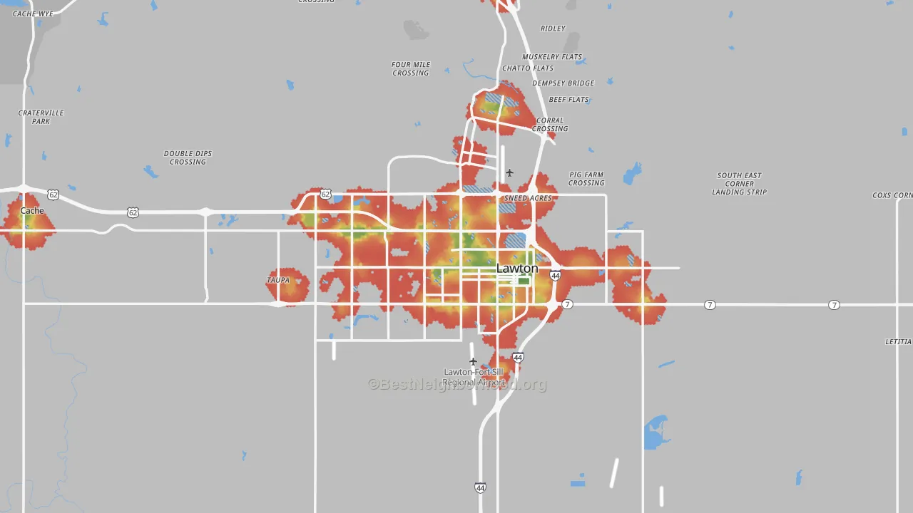 Walk Grade map of Lawton, OK, walkable areas in green and car-dependent areas in red