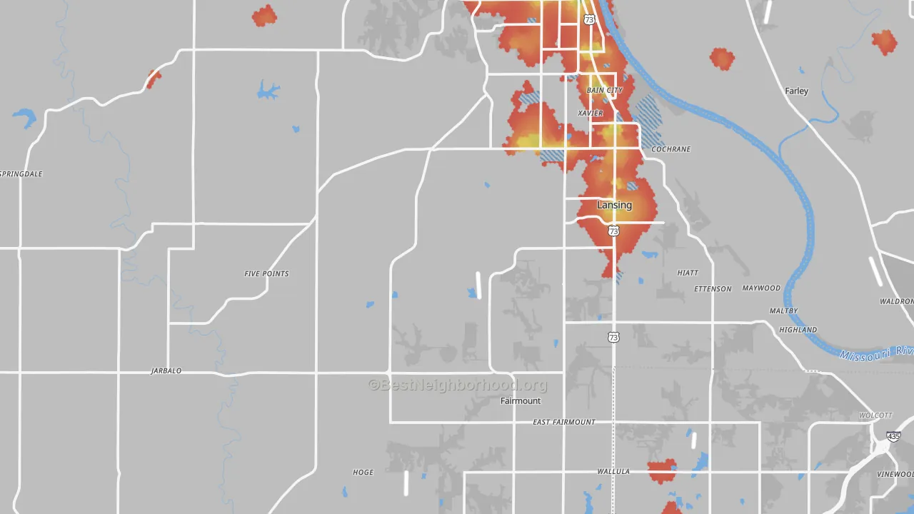 Walk Grade map of Leavenworth County, KS, walkable areas in green and car-dependent areas in red