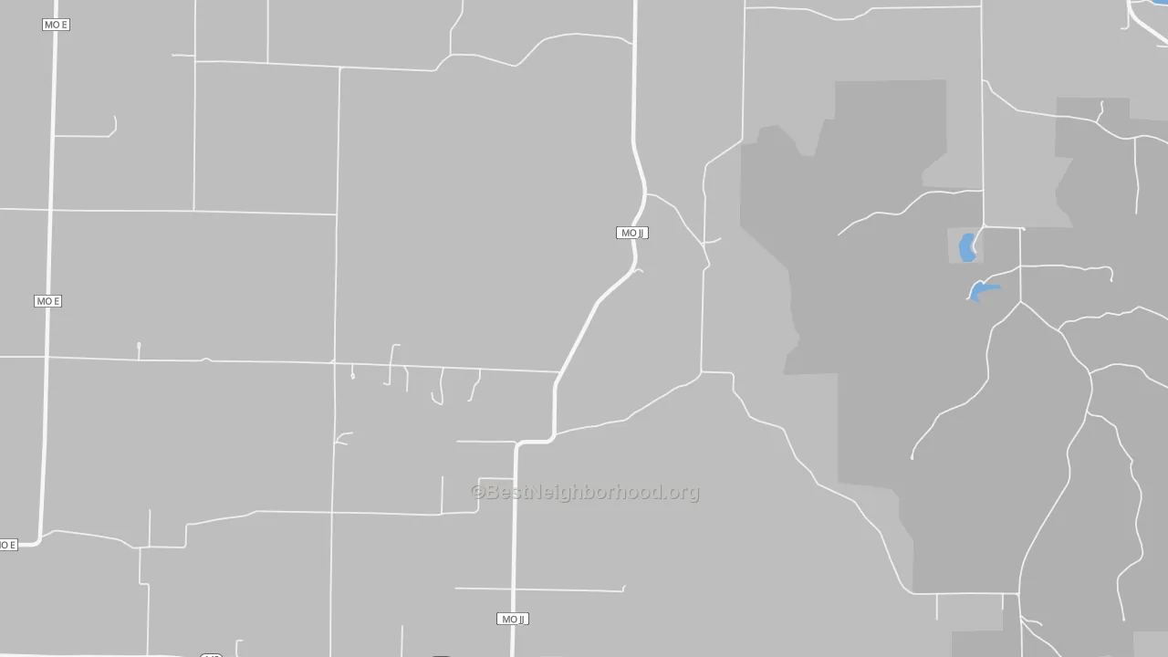 Walk Grade map of Lebo, MO, walkable areas in green and car-dependent areas in red