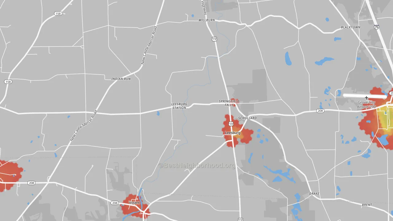 Walk Grade map of Leesburg, PA, walkable areas in green and car-dependent areas in red