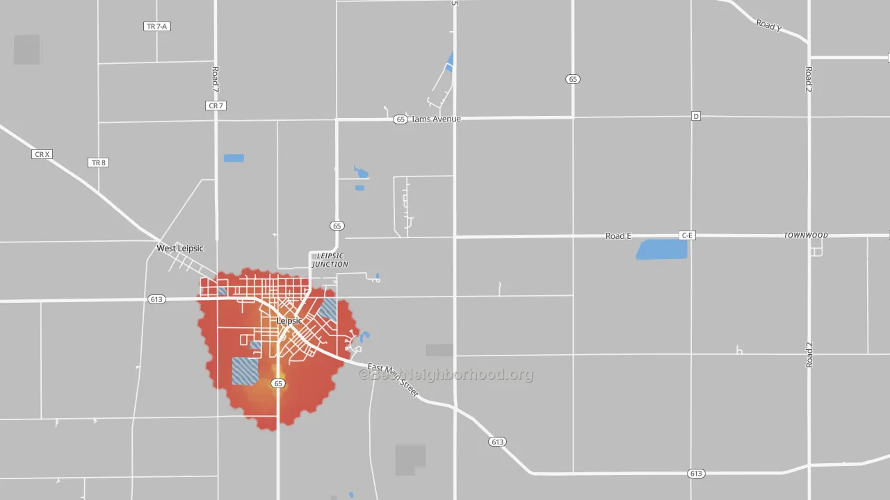 Walk Grade map of Leipsic Junction, OH, walkable areas in green and car-dependent areas in red