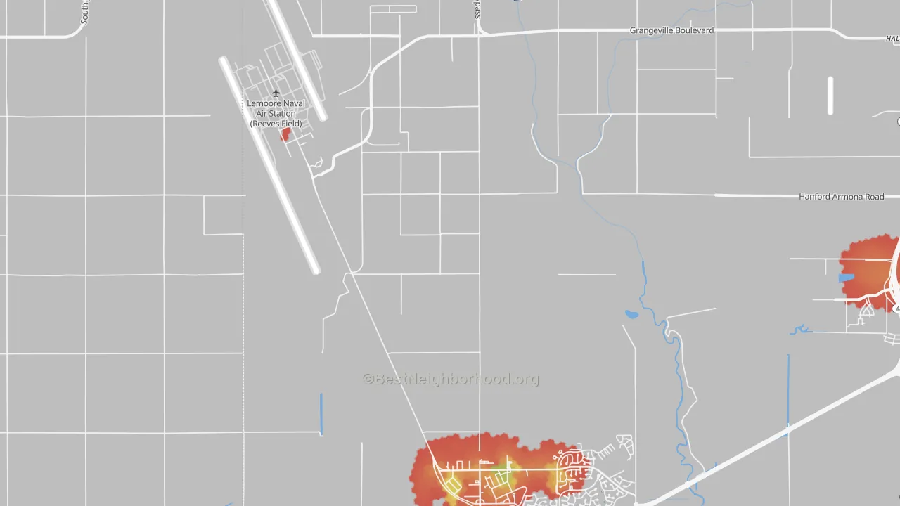 Walk Grade map of Lemoore Naval Air Station, CA, walkable areas in green and car-dependent areas in red