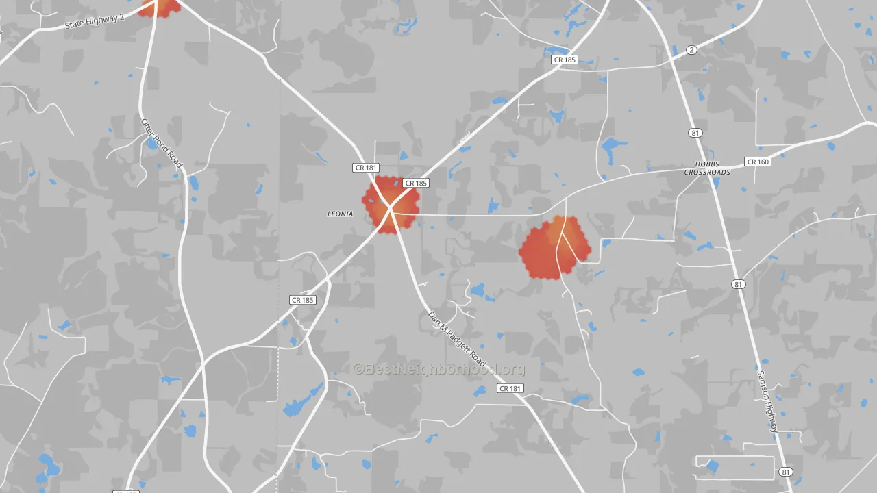 Walk Grade map of Leonia, FL, walkable areas in green and car-dependent areas in red