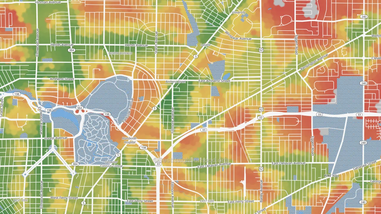 Walk Grade map of Leroy, Buffalo, NY, walkable areas in green and car-dependent areas in red