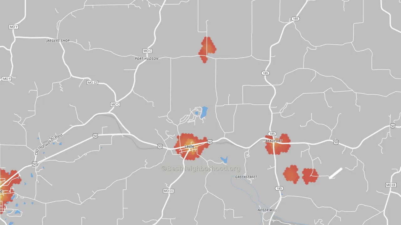 Walk Grade map of Leslie, MO, walkable areas in green and car-dependent areas in red