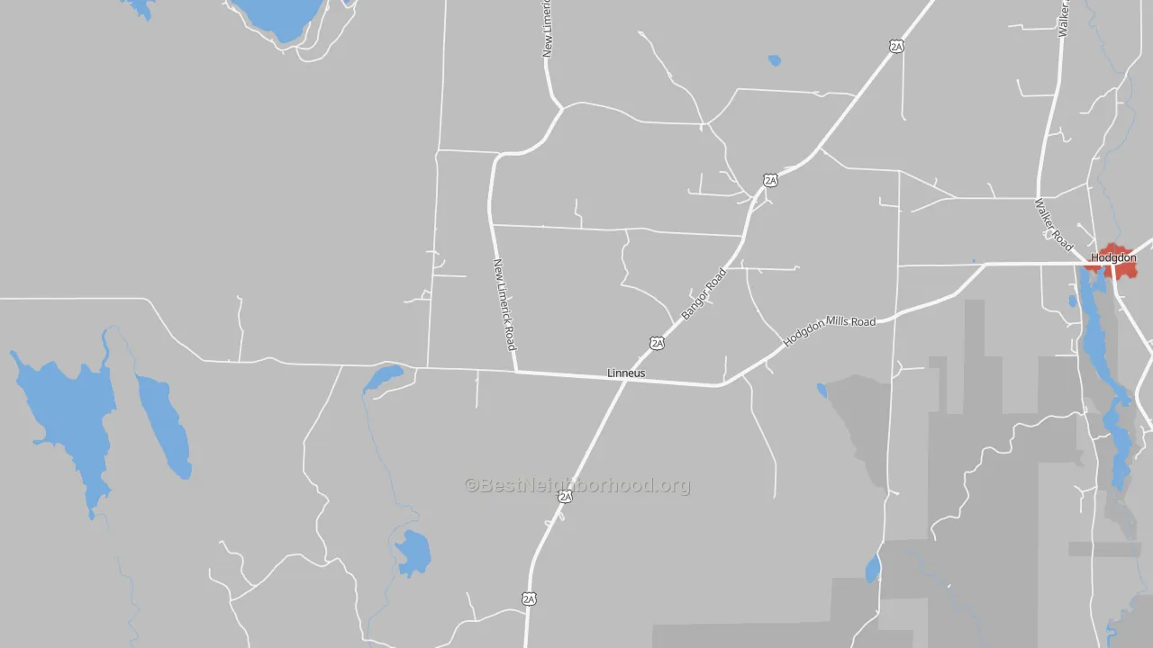 Walk Grade map of Linneus, ME, walkable areas in green and car-dependent areas in red