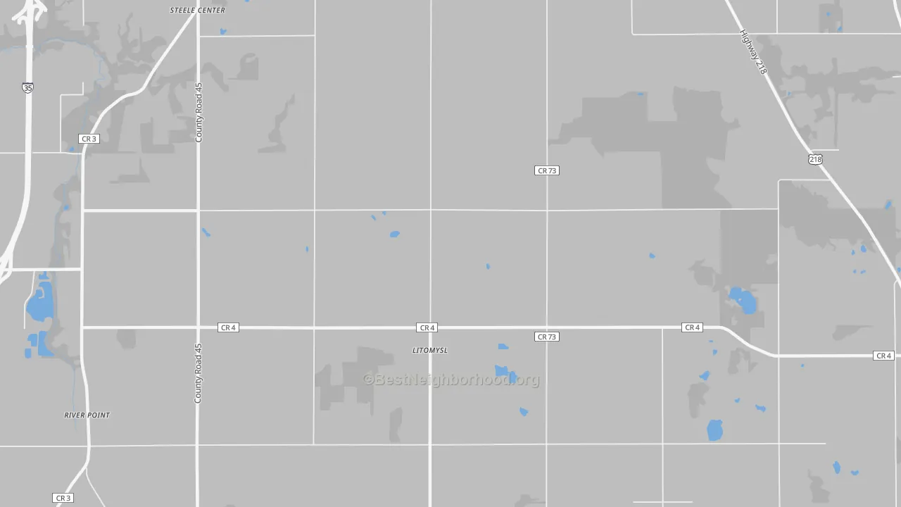 Walk Grade map of Litomysl, MN, walkable areas in green and car-dependent areas in red