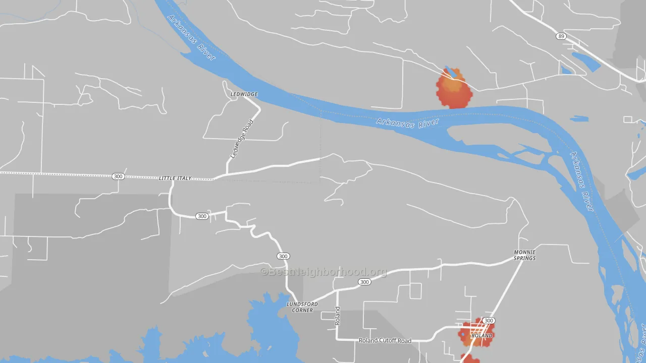 Walk Grade map of Little Italy, AR, walkable areas in green and car-dependent areas in red