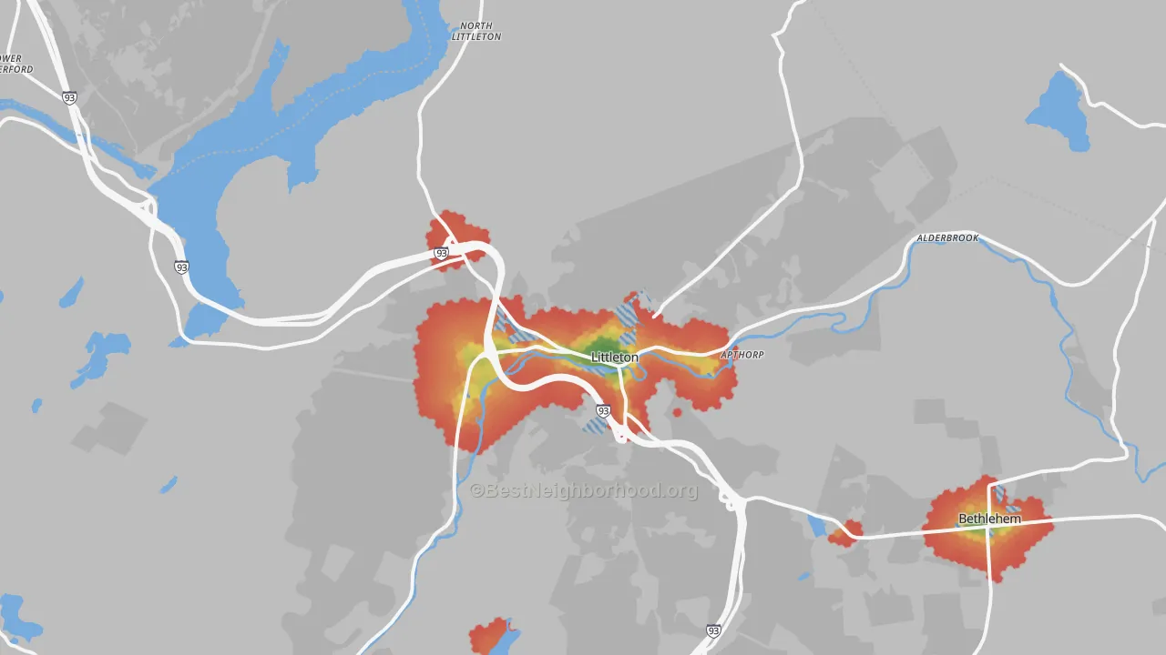 Walk Grade map of Littleton, NH, walkable areas in green and car-dependent areas in red