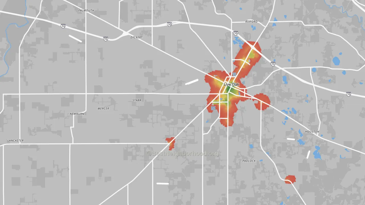 Walk Grade map of Live Oak, FL, walkable areas in green and car-dependent areas in red
