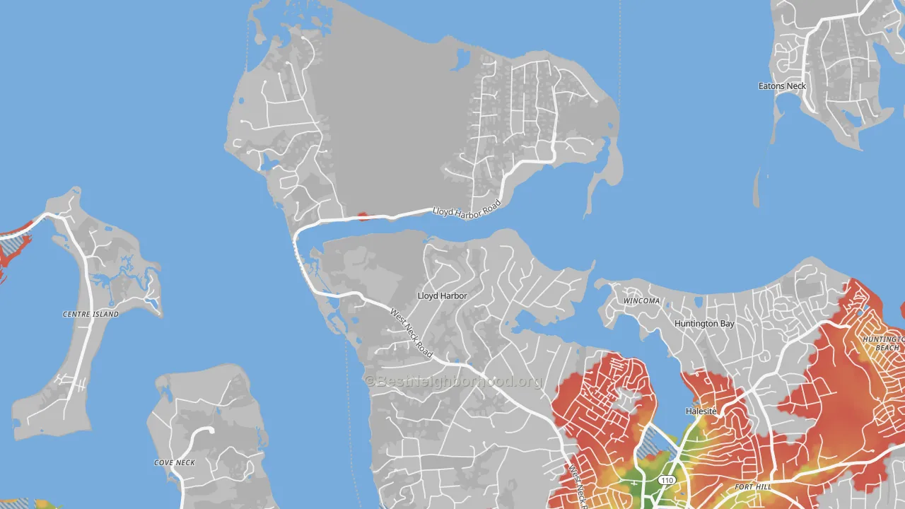 Walk Grade map of Lloyd Harbor, NY, walkable areas in green and car-dependent areas in red