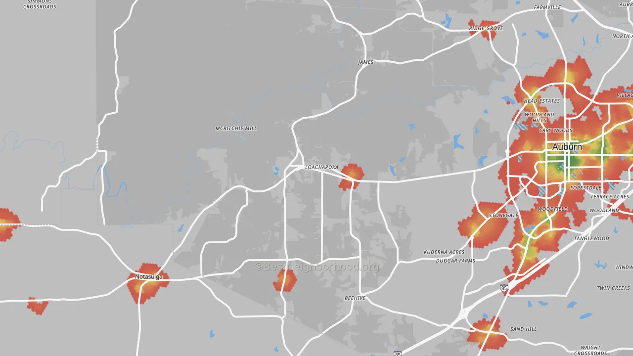 Walk Grade map of Loachapoka, AL, walkable areas in green and car-dependent areas in red