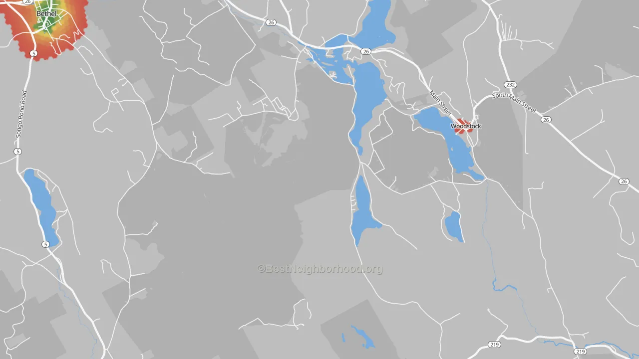 Walk Grade map of Locke Mills, ME, walkable areas in green and car-dependent areas in red