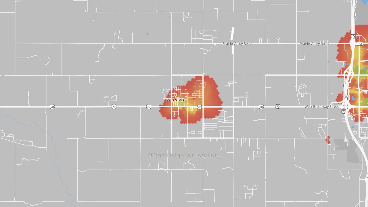 Walk Grade map of Lone Grove, OK, walkable areas in green and car-dependent areas in red