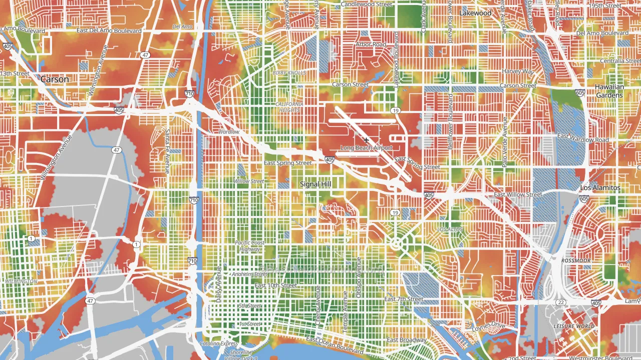 Walk Grade map of Long Beach, CA, walkable areas in green and car-dependent areas in red