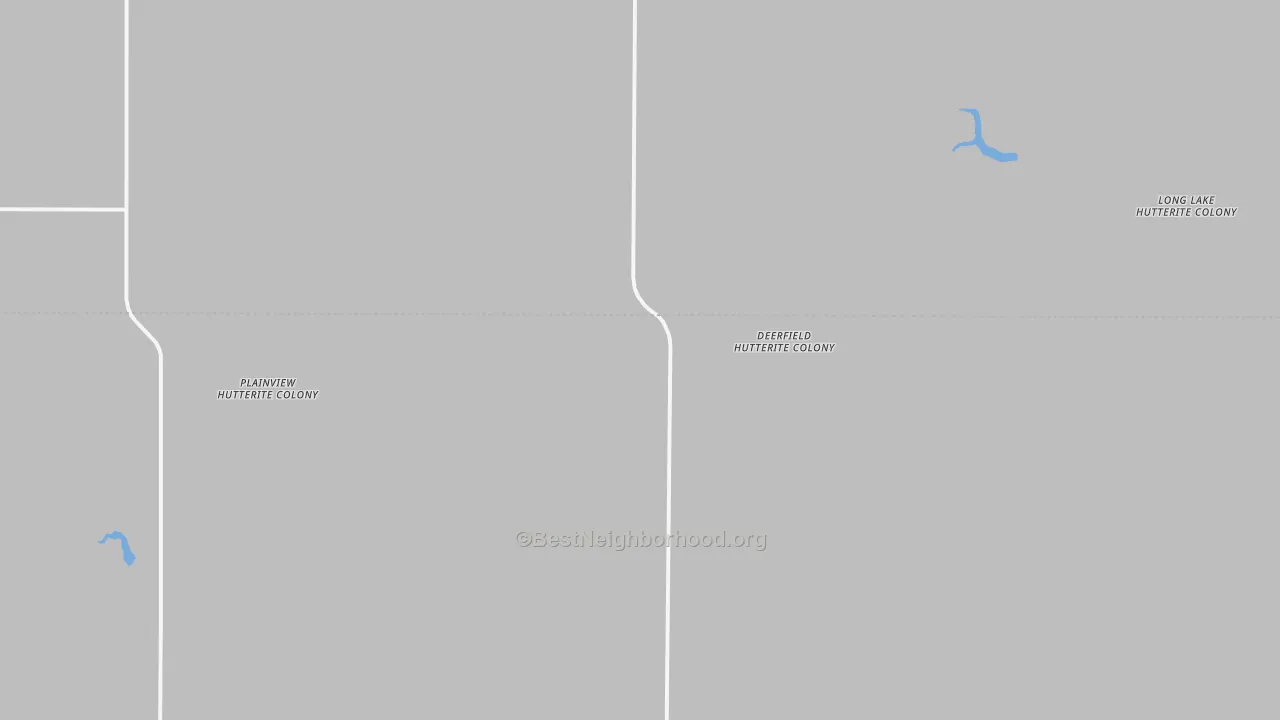 Walk Grade map of Long Lake Colony, SD, walkable areas in green and car-dependent areas in red
