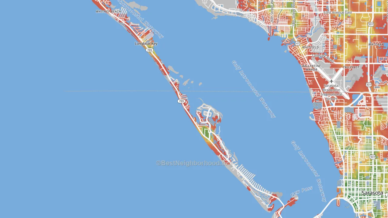 Walk Grade map of Longboat Key, FL, walkable areas in green and car-dependent areas in red