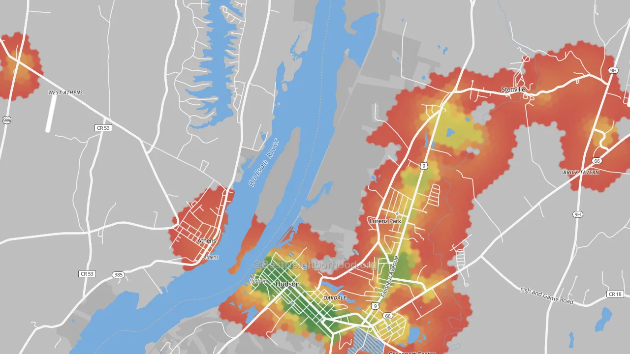 Walk Grade map of Lorenz Park, NY, walkable areas in green and car-dependent areas in red