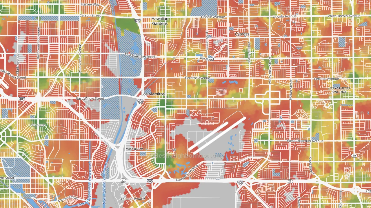 Walk Grade map of Los Alamitos, CA, walkable areas in green and car-dependent areas in red