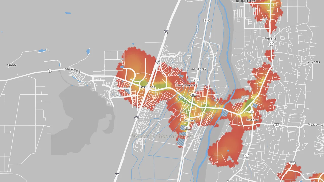 Walk Grade map of Los Lentes, NM, walkable areas in green and car-dependent areas in red