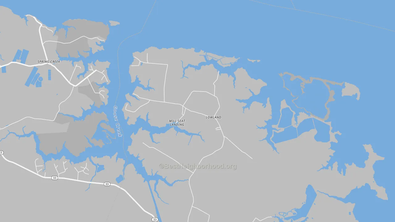 Walk Grade map of Lowland, NC, walkable areas in green and car-dependent areas in red