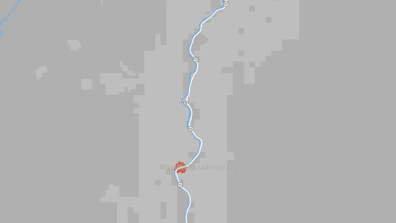 Walk Grade map of Lucile, ID, walkable areas in green and car-dependent areas in red