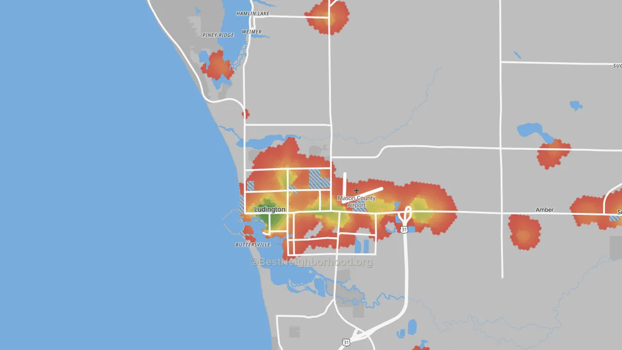 Walk Grade map of Ludington, MI, walkable areas in green and car-dependent areas in red