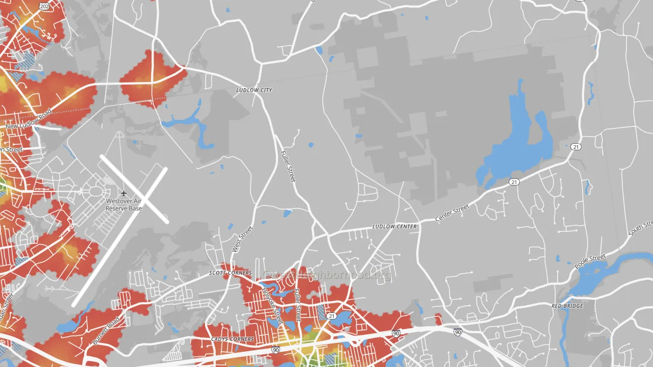 Walk Grade map of Ludlow Center, MA, walkable areas in green and car-dependent areas in red
