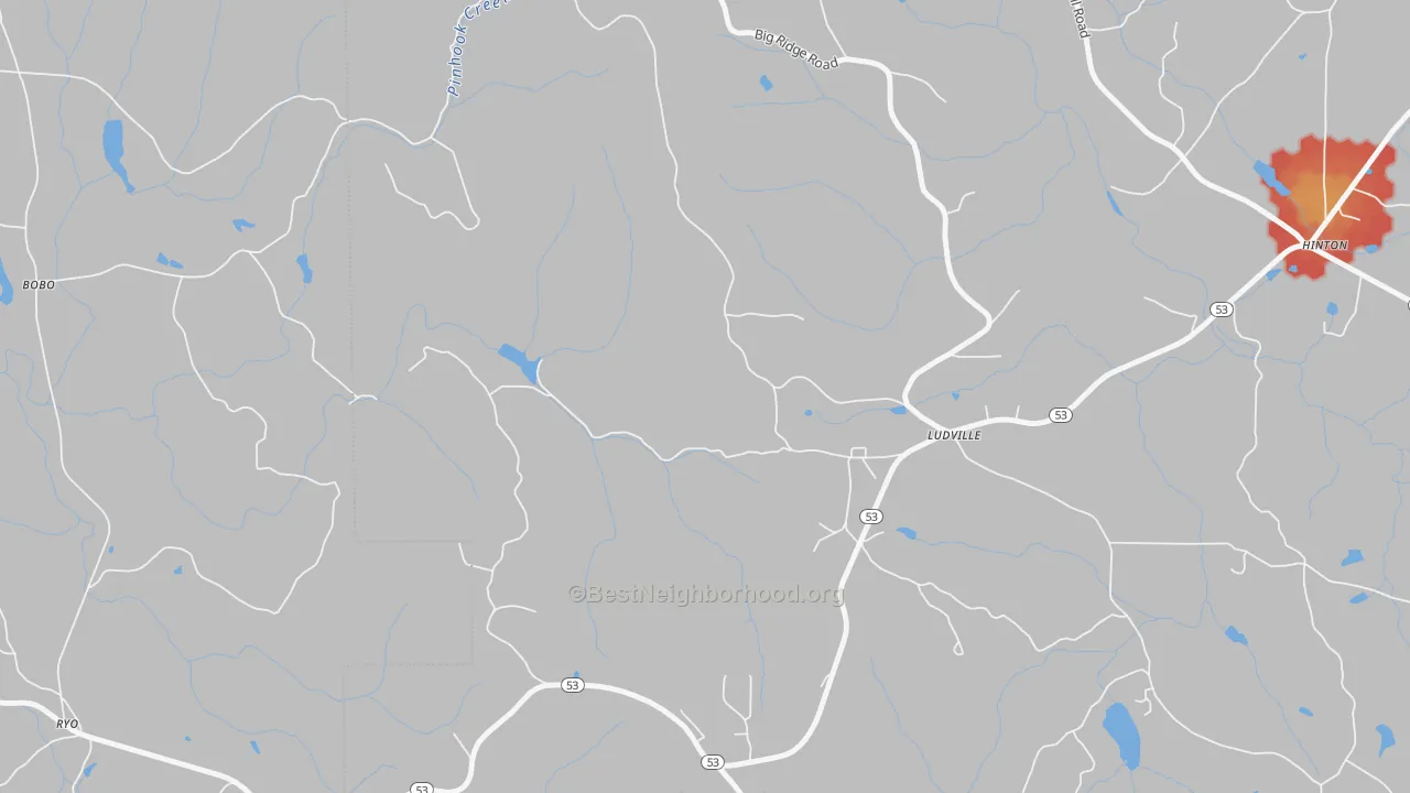 Walk Grade map of Ludville, GA, walkable areas in green and car-dependent areas in red