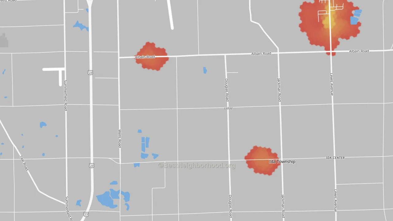 Walk Grade map of Lulu, MI, walkable areas in green and car-dependent areas in red