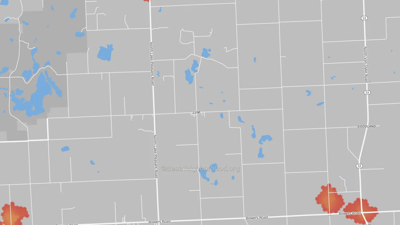 Walk Grade map of Lum, MI, walkable areas in green and car-dependent areas in red