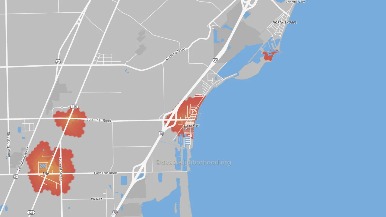 Walk Grade map of Luna Pier, MI, walkable areas in green and car-dependent areas in red