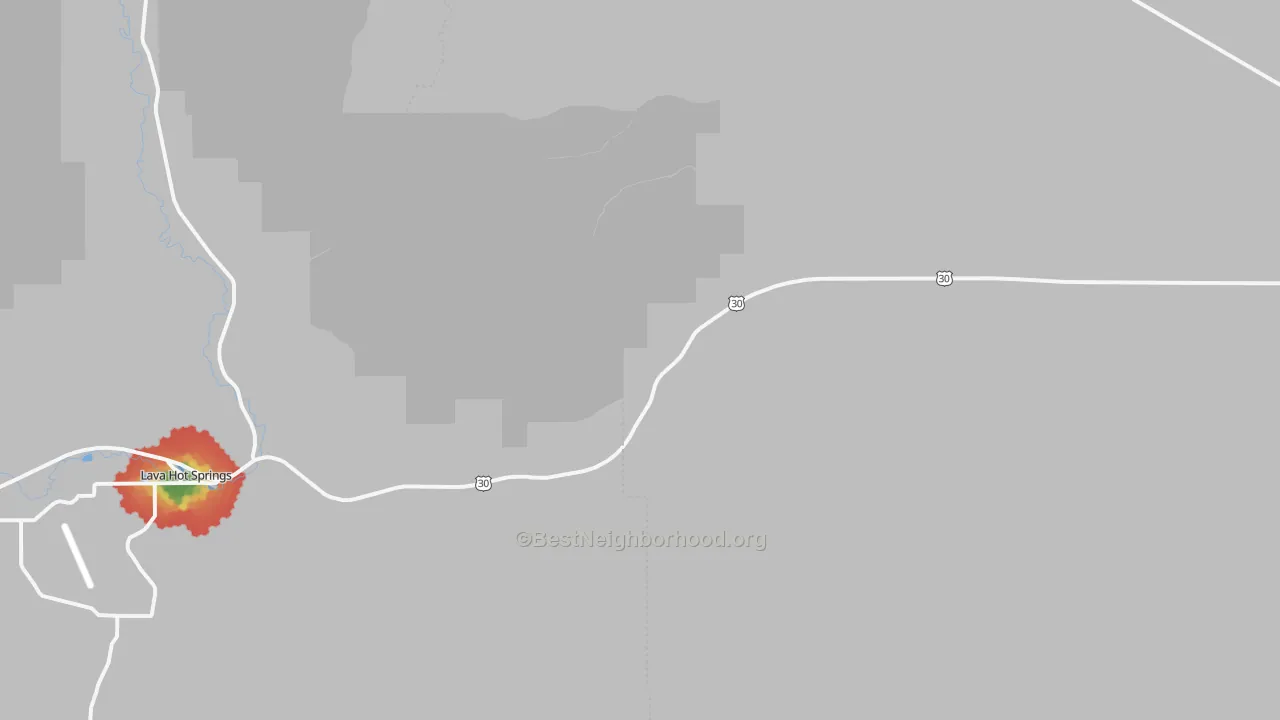Walk Grade map of Lund, ID, walkable areas in green and car-dependent areas in red