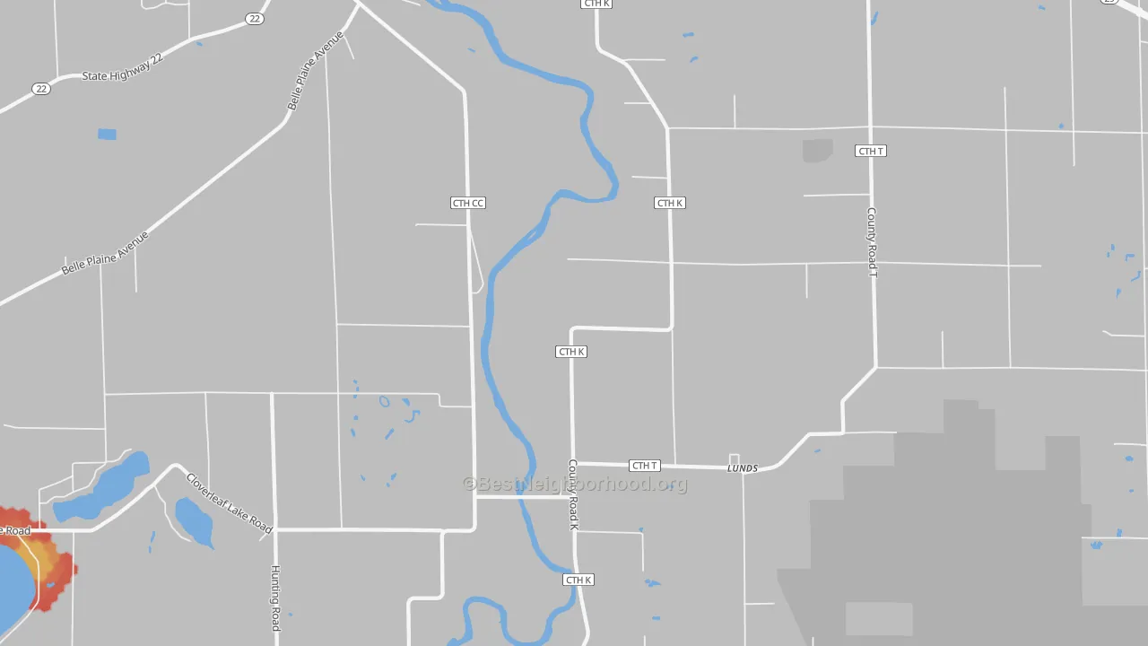 Walk Grade map of Lunds, WI, walkable areas in green and car-dependent areas in red