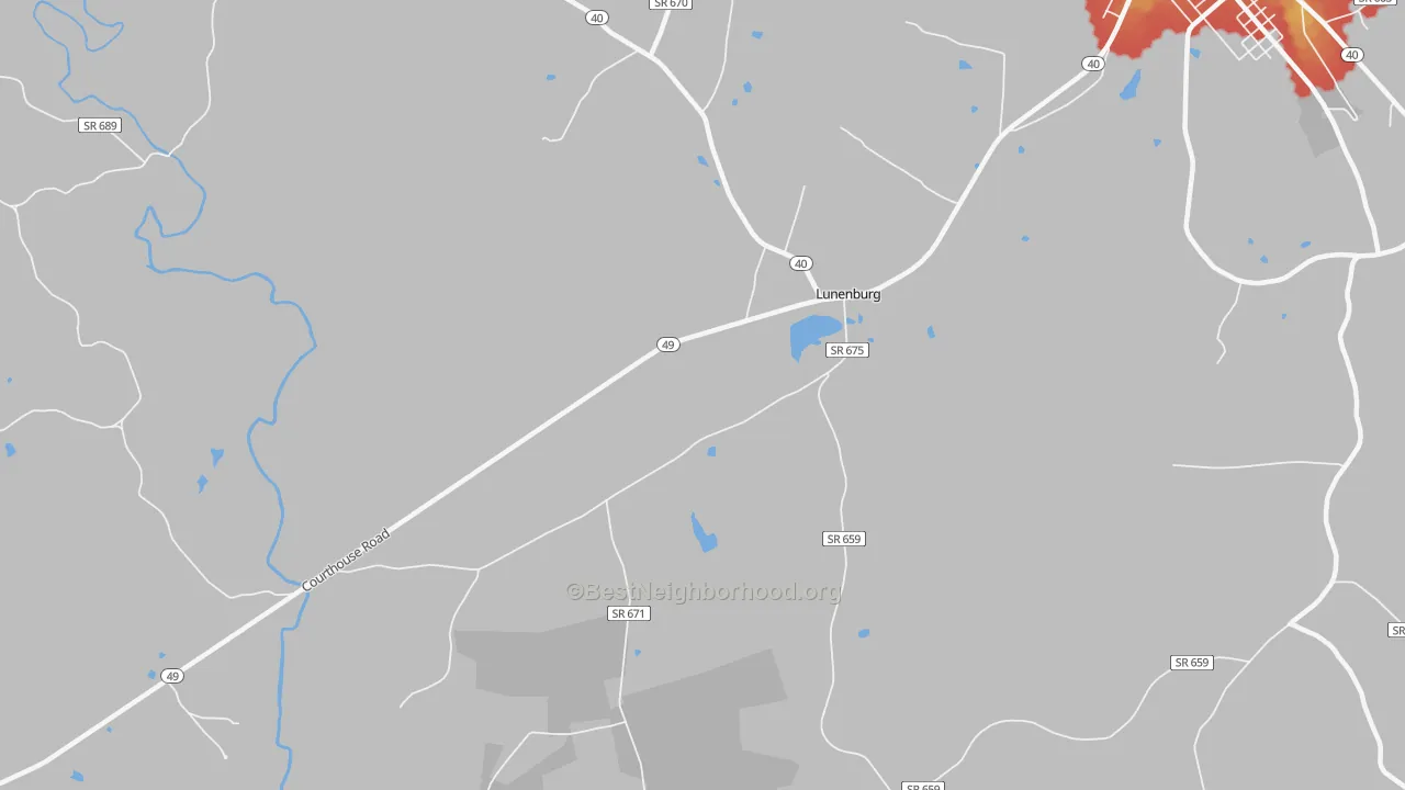 Walk Grade map of Lunenburg, VA, walkable areas in green and car-dependent areas in red