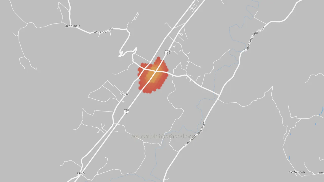 Walk Grade map of Lusk, TN, walkable areas in green and car-dependent areas in red