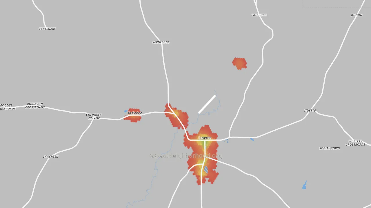 Walk Grade map of Luverne, AL, walkable areas in green and car-dependent areas in red