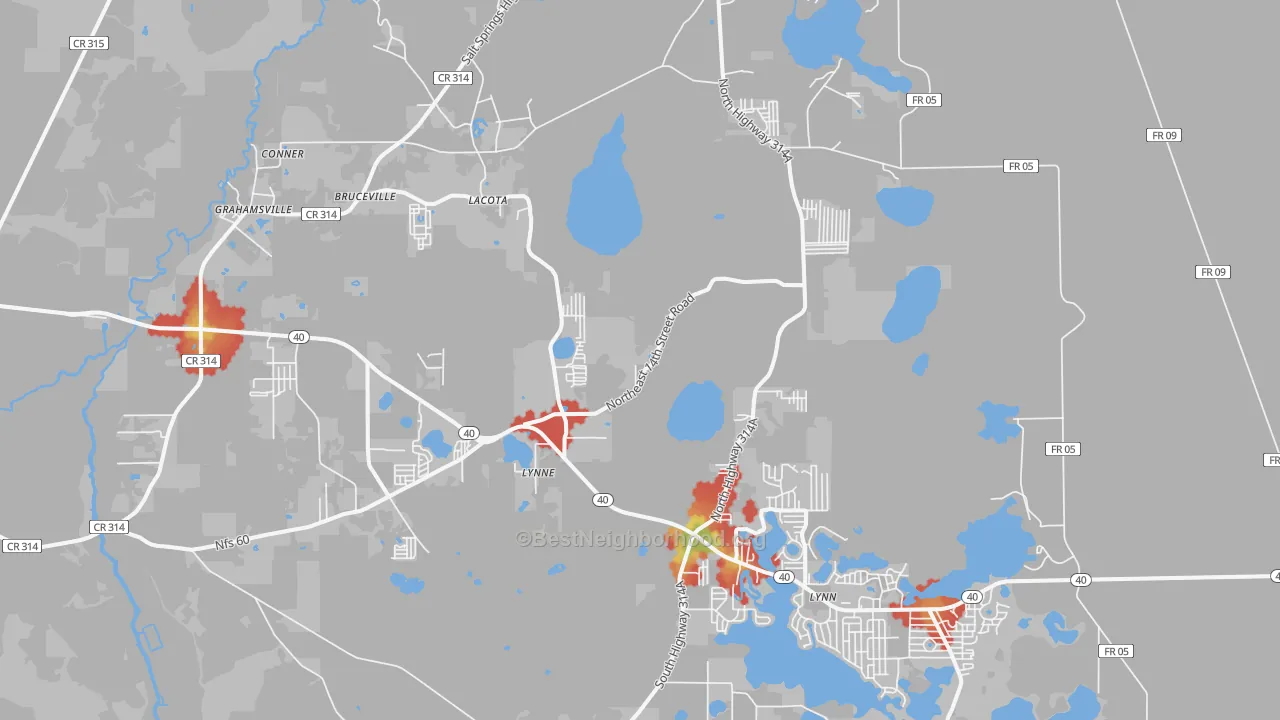 Walk Grade map of Lynne, FL, walkable areas in green and car-dependent areas in red