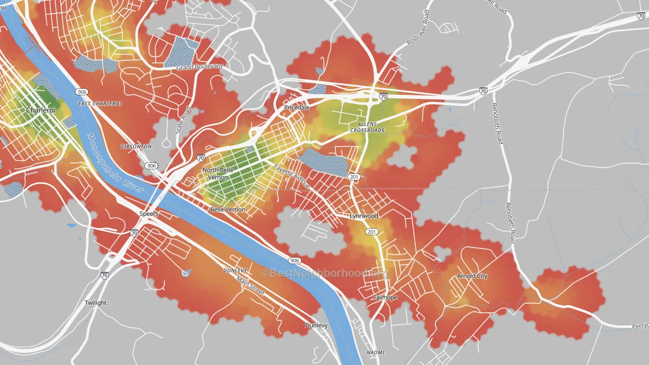 Walk Grade map of Lynnwood-Pricedale, PA, walkable areas in green and car-dependent areas in red