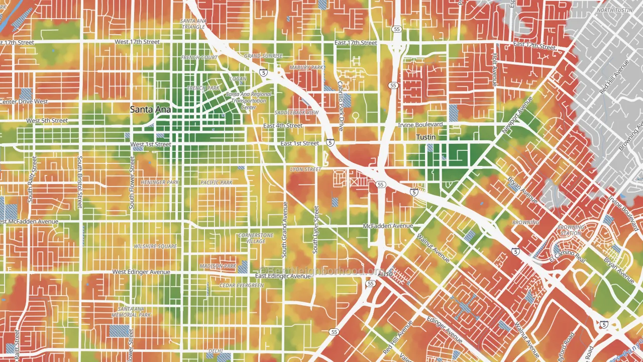 Walk Grade map of Lyon Street, Santa Ana, CA, walkable areas in green and car-dependent areas in red