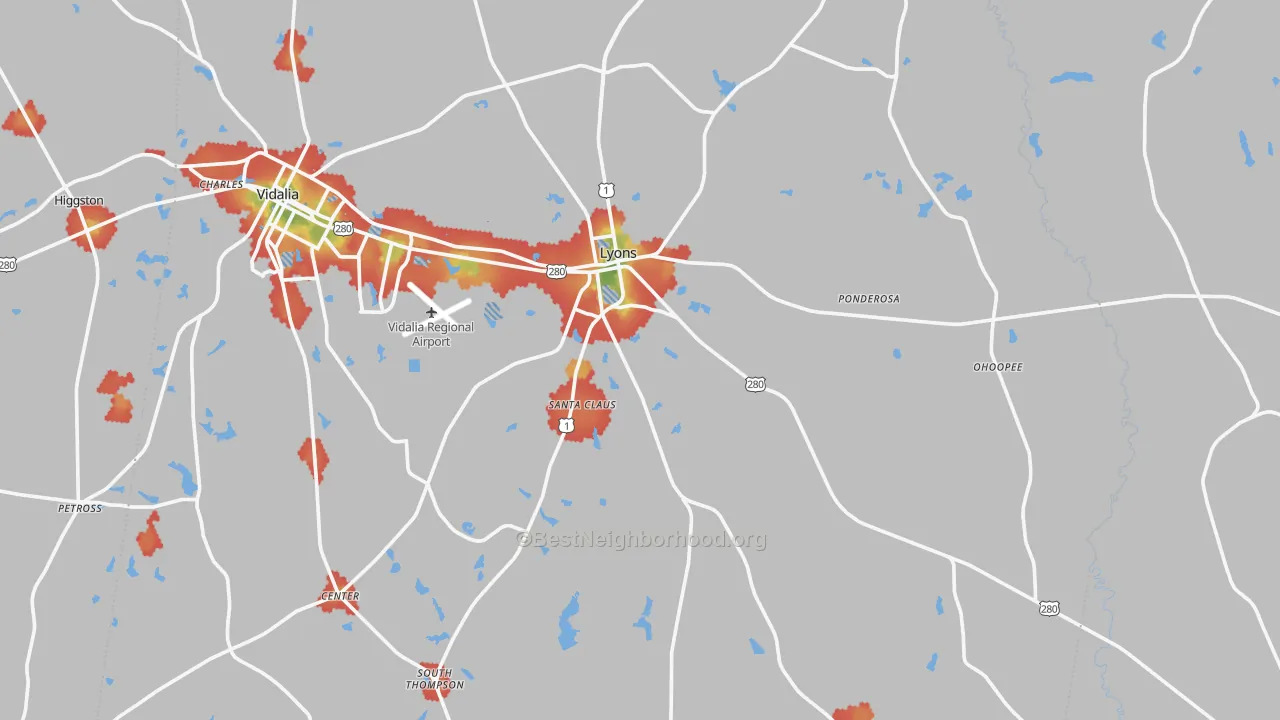 Walk Grade map of Lyons, GA, walkable areas in green and car-dependent areas in red