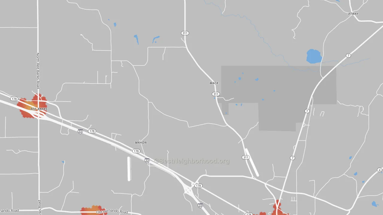 Walk Grade map of Mack, MS, walkable areas in green and car-dependent areas in red