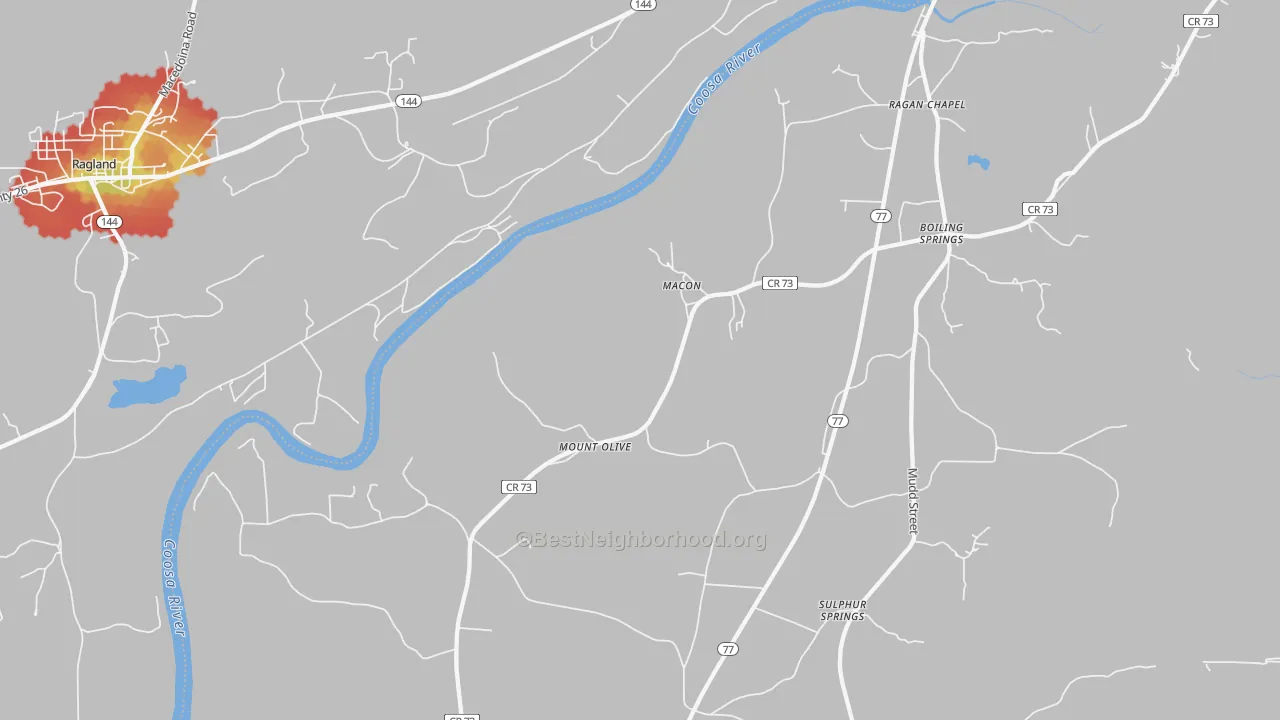 Walk Grade map of Macon, AL, walkable areas in green and car-dependent areas in red