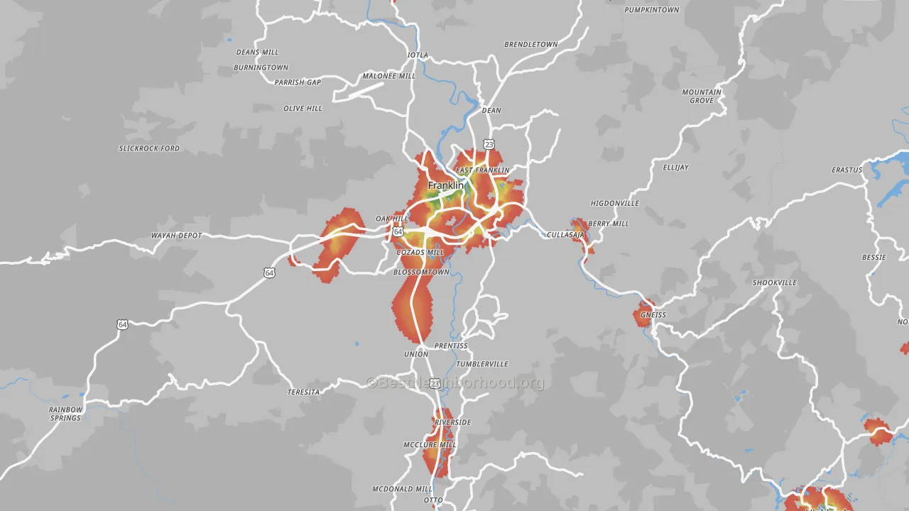Walk Grade map of Macon County, NC, walkable areas in green and car-dependent areas in red