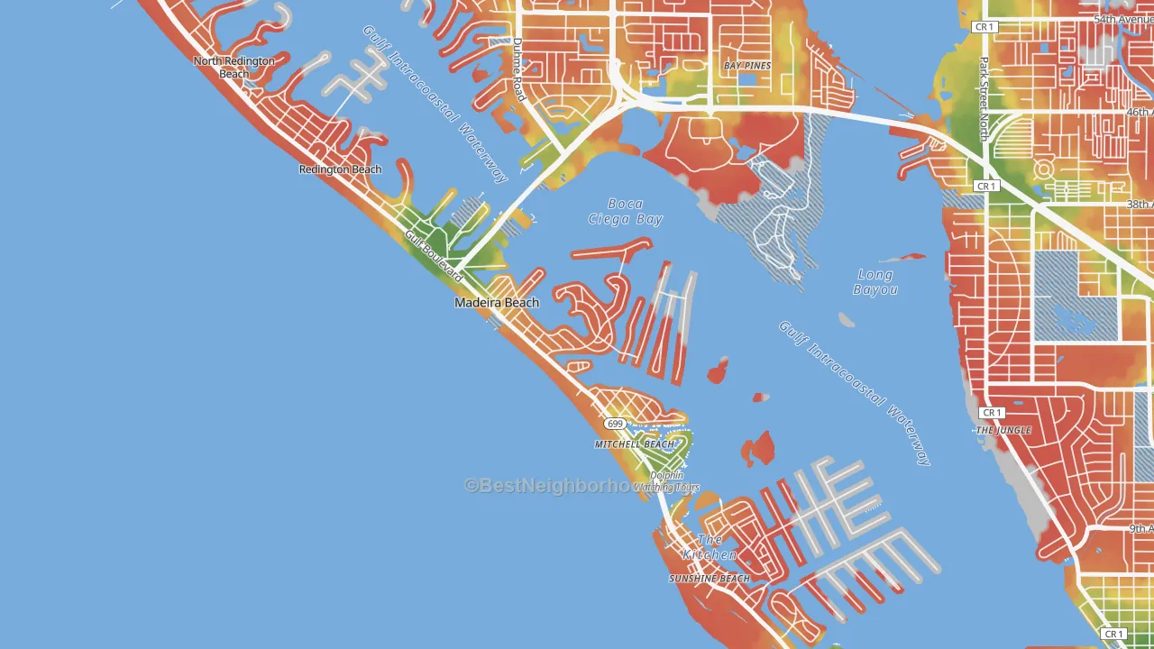Walk Grade map of Madeira Beach, FL, walkable areas in green and car-dependent areas in red