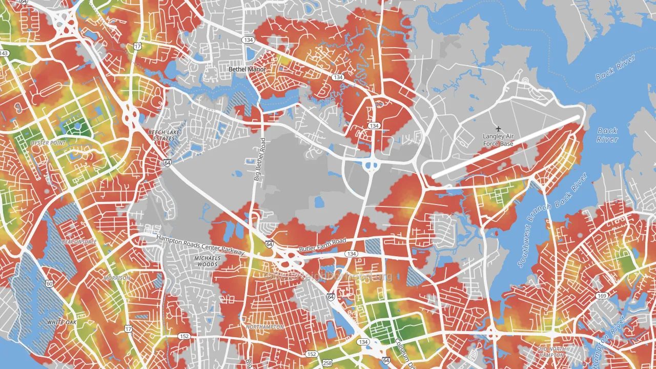 Walk Grade map of Magruder, Hampton, VA, walkable areas in green and car-dependent areas in red