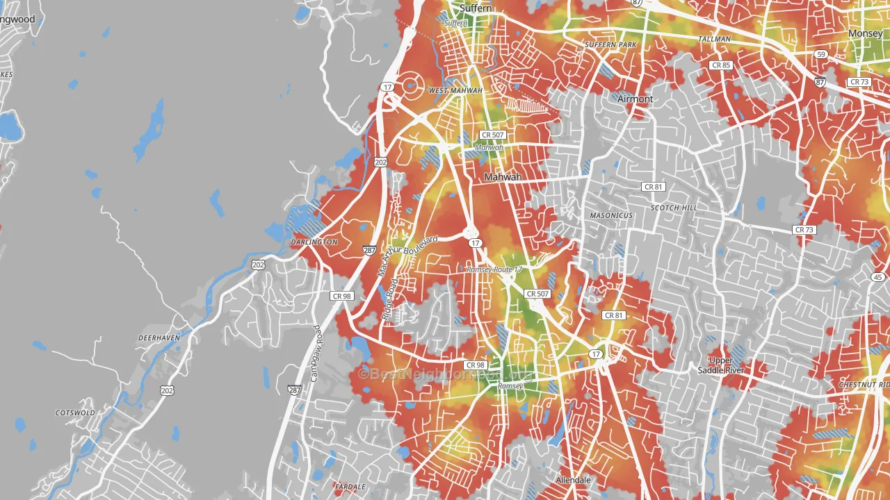 Walk Grade map of Mahwah, NJ, walkable areas in green and car-dependent areas in red