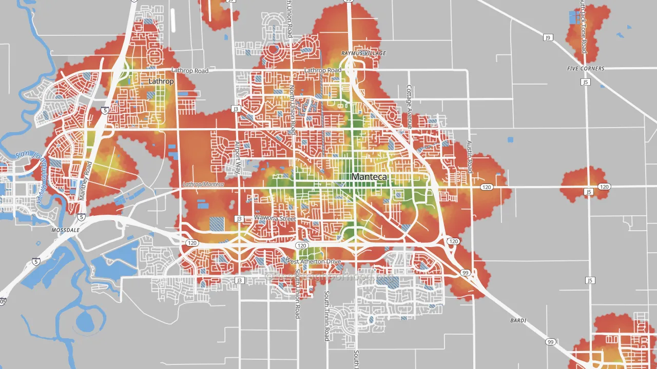 Walk Grade map of Manteca, CA, walkable areas in green and car-dependent areas in red