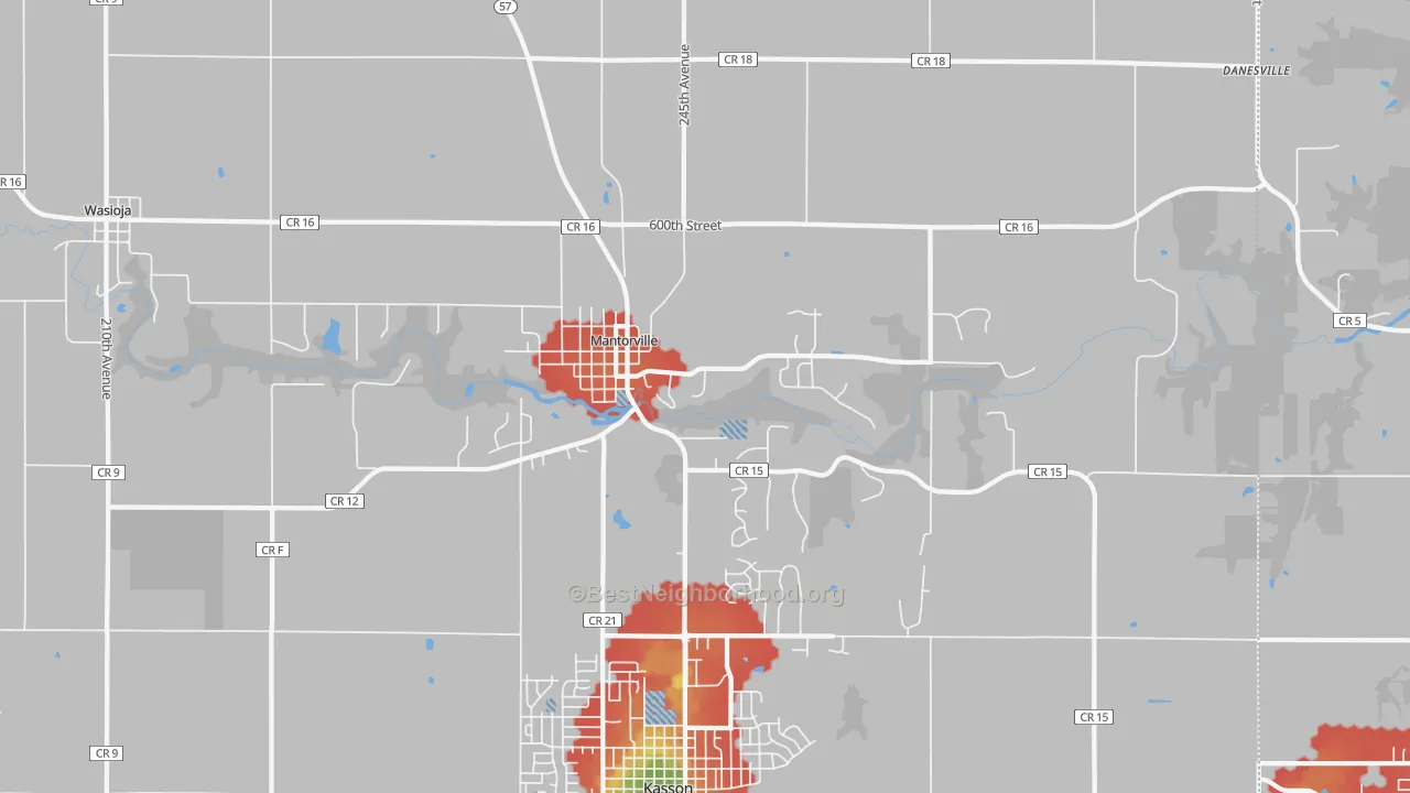 Walk Grade map of Mantorville, MN, walkable areas in green and car-dependent areas in red